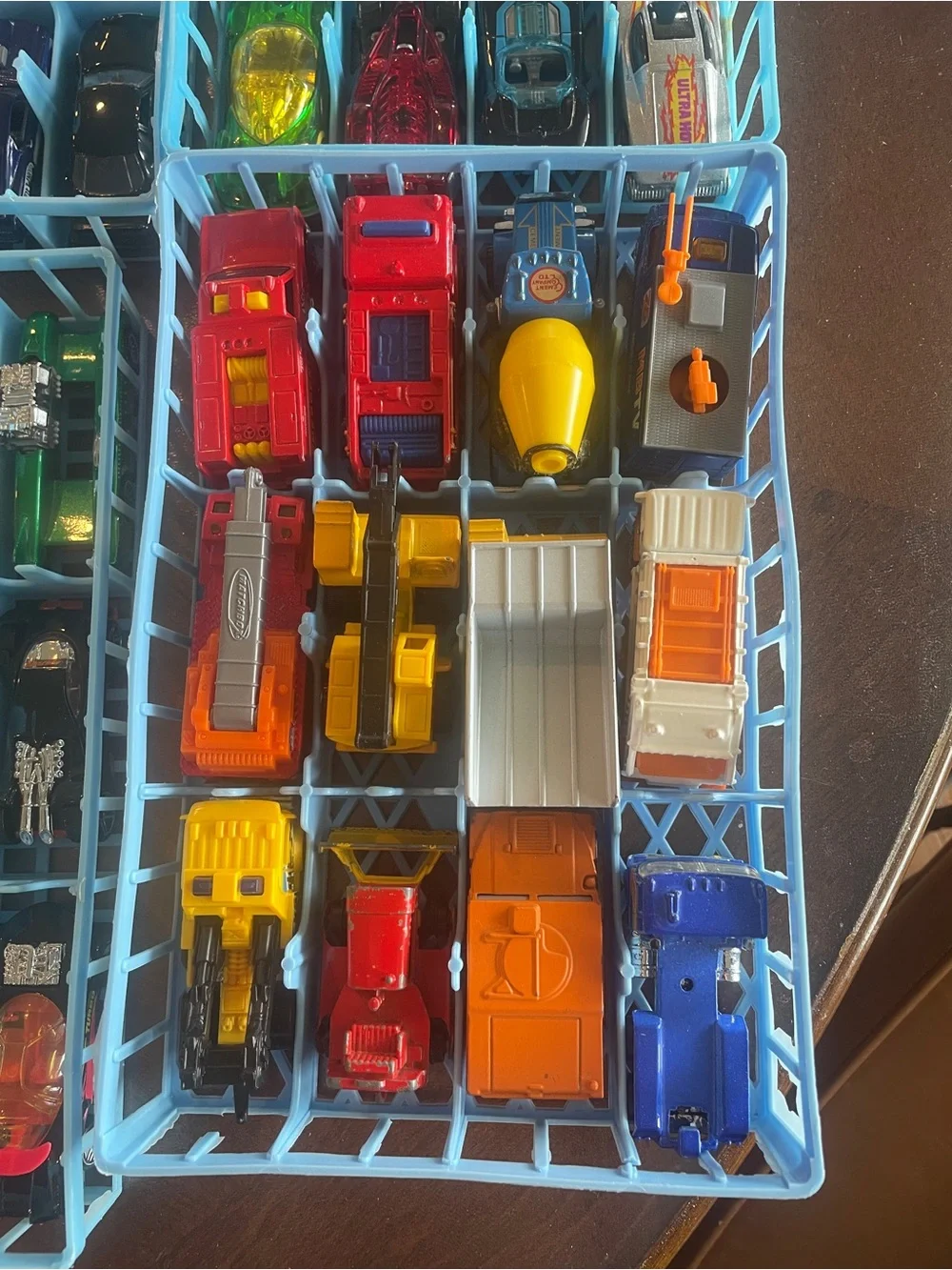 Vintage 1983 Matchbox Holds 48 Cars Official Collectors Carry Case w/ 48 cars